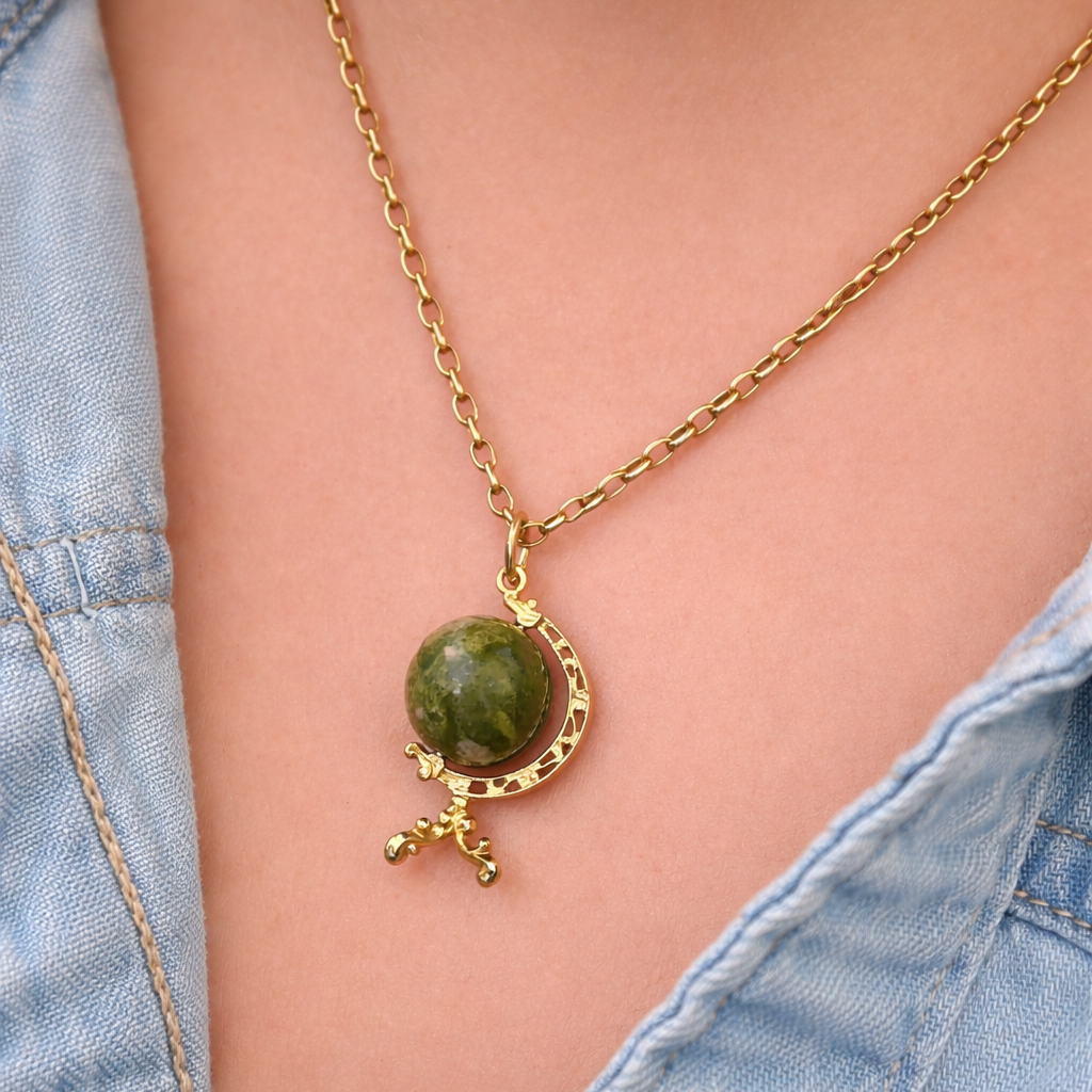 VINTAGE SPINNING UNAKITE GLOBE PENDANT 9ct GOLD