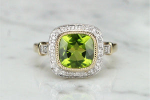 MODERN 4ct PERIDOT AND DIAMOND SQUARE CLUSTER RING ON 9ct YELLOW GOLD