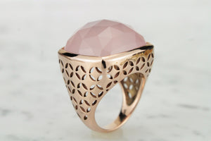 RETRO ESTATE ROSE QUARTZ RING ON 9CT ROSE GOLD