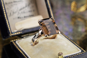 VINTAGE MID CENTURY c1960’s SMOKY QUARTZ COCKTAIL RING ON 9ct YELLOW GOLD