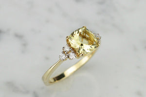 MODERN ESTATE HELIODOR & DIAMOND RING ON 14ct YELLOW GOLD