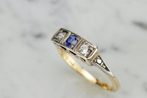 ANTIQUE ART DEC0 c1920 SAPPHIRE & DIAMOND TRILOGY RING ON 18ct YELLOW GOLD & PLATINUM