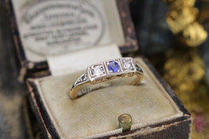 ANTIQUE ART DEC0 c1920 SAPPHIRE & DIAMOND TRILOGY RING ON 18ct YELLOW GOLD & PLATINUM