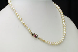 VINTAGE ART DECO c1920-30 PEARL NECKLACE WITH 14ct CLASP SET WITH RUBY & DIAMOND