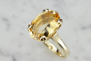 MID CENTURY c1960’s 5.9ct CITRINE COCKTAIL RING ON 9ct YELLOW GOLD