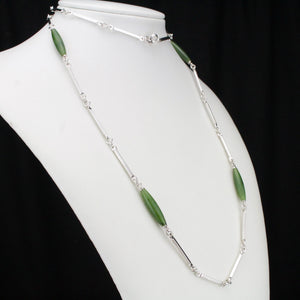 VINTAGE ESTATE c1970’s STERLING SILVER & JADE NECKLACE