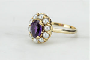 VINTAGE ESTATE AMETHYST & SEED PEARL CLUSTER RING ON 18ct YELLOW GOLD