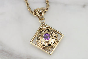 RETRO ESTATE AMETHYST LOCKET ON 9ct YELLOW GOLD