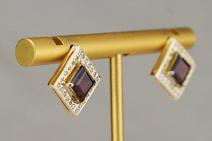 VINTAGE ESTATE GARNET & DIAMOND EARRINGS ON 18ct YELLOW GOLD