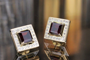 VINTAGE ESTATE GARNET & DIAMOND EARRINGS ON 18ct YELLOW GOLD