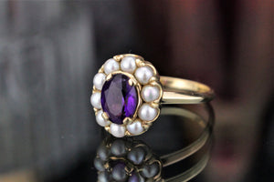 VINTAGE ESTATE AMETHYST & SEED PEARL CLUSTER RING ON 18ct YELLOW GOLD