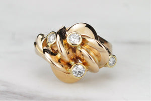 CONTEMPORARY ITALIAN DIAMOND RING ON 18ct YELLOW GOLD