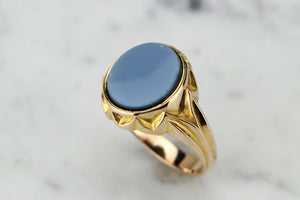 ANTIQUE VICTORIAN c1874 SARDONYX SIGNET RING ON 15ct GOLD