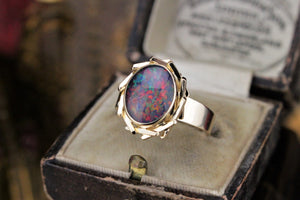 VINTAGE ESTATE c1960-70 OPAL DOUBLET ON 9ct YELLOW GOLD