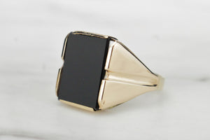 ANTIQUE EDWARDIAN c1910 ONYX SIGNET RING ON 9ct YELLOW GOLD