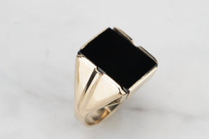 ANTIQUE EDWARDIAN c1910 ONYX SIGNET RING ON 9ct YELLOW GOLD