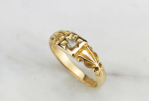 ANTIQUE VICTORIAN c1880 DIAMOND RING ON 18ct YELLOW GOLD