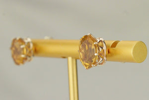 VINTAGE c1960 CITRINE EARRINGS ON 9ct YELLOW GOLD