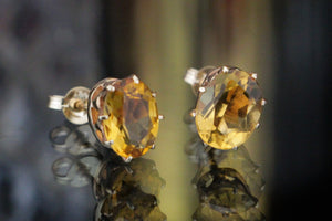 VINTAGE c1960 CITRINE EARRINGS ON 9ct YELLOW GOLD