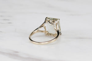 MODERN PRASIOLITE & DIAMOND COCKTAIL RING ON 9ct YELLOW GOLD