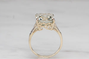 MODERN PRASIOLITE & DIAMOND COCKTAIL RING ON 9ct YELLOW GOLD