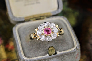 MODERN GEORGIAN STYLE RUBY AND DIAMOND CLUSTER RING ON 9ct YELLOW GOLD