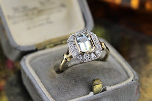 MODERN ART DECO STYLE 1.2ct AQUAMARINE & DIAMOND RING ON 9ct YELLOW GOLD