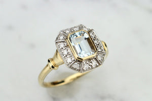 MODERN ART DECO STYLE 1.2ct AQUAMARINE & DIAMOND RING ON 9ct YELLOW GOLD