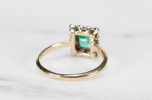 ORIGINAL ART DECO c1930 EMERALD & DIAMOND HALO RING ON 18ct YELLOW GOLD & PLATINUM