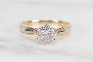 MODERN ESTATE DIAMOND CLUSTER RING ON 18ct YELLOW GOLD