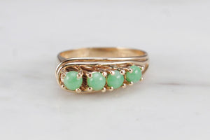 VINTAGE MID CENTURY C1960 JADE RING ON 14ct YELLOW GOLD