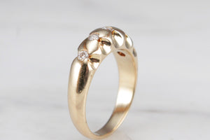 MODERN ESTATE FIVE STONE DIMAOND RING ON 18ct YELLOW GOLD