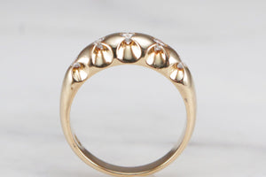 MODERN ESTATE FIVE STONE DIMAOND RING ON 18ct YELLOW GOLD