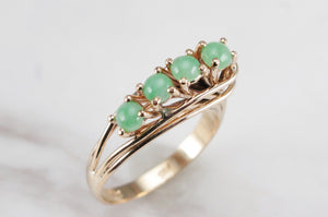 VINTAGE MID CENTURY C1960 JADE RING ON 14ct YELLOW GOLD