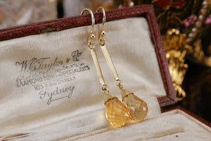 MODERN CITRINE EARRINGS ON 18ct YELLOW GOLD