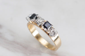 LATE ART DECO c1940 SAPPHIRE & DIAMOND RING ON 18ct YELLOW AND WHITE GOLD