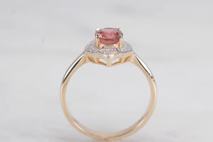 MODERN PINK TOURMALINE & DIAMOND HALO RING ON 14CT YELLOW & WHITE GOLD