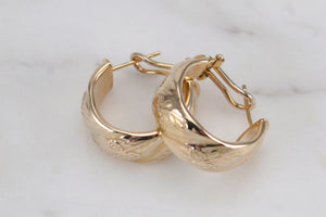 MODERN FLORAL ETCHED HOOP EARRINGS ON 9ct YELLOW GOLD