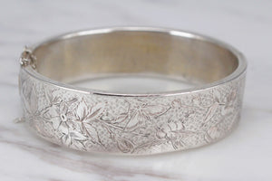 VINTAGE ESTATE ENGRAVED HINGED CUFF ON FRENCH SILVER