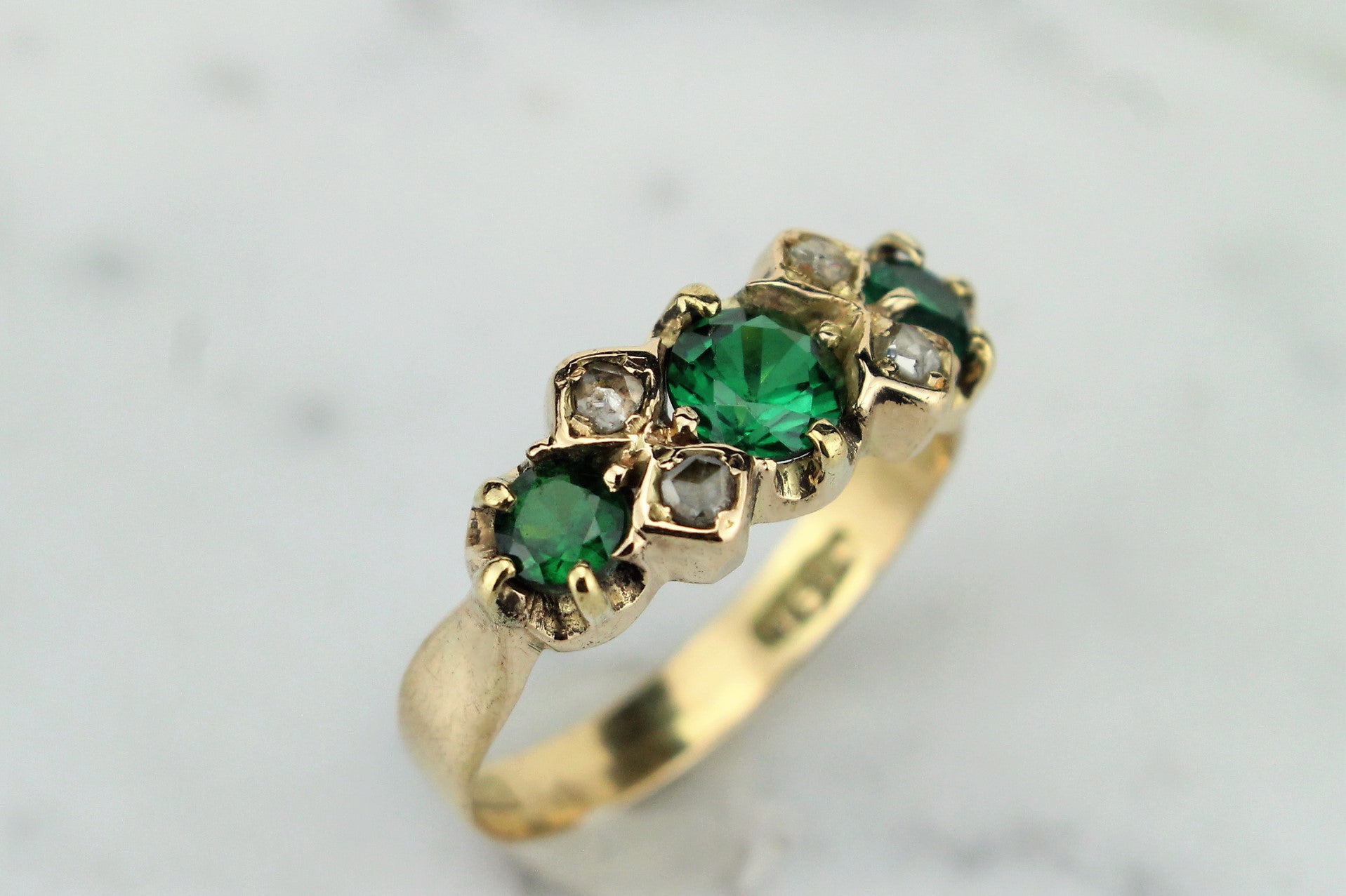 ANTIQUE AUSTRALIAN c1880’s SPINEL DOUBLET & DIAMOND RING ON 15ct YELLO ...