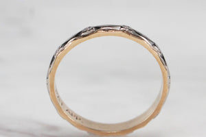 ANTIQUE EDWARDIAN c1910 FLORAL ENGRAVED BAND ON 18ct YELLOW & WHITE GOLD