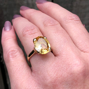 MID CENTURY c1960’s 5.9ct CITRINE COCKTAIL RING ON 9ct YELLOW GOLD