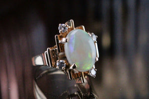 VINTAGE MID CENTURY c1960 SOLID WHITE OPAL & DIAMOND DRESS RING ON 9ct YELLOW GOLD