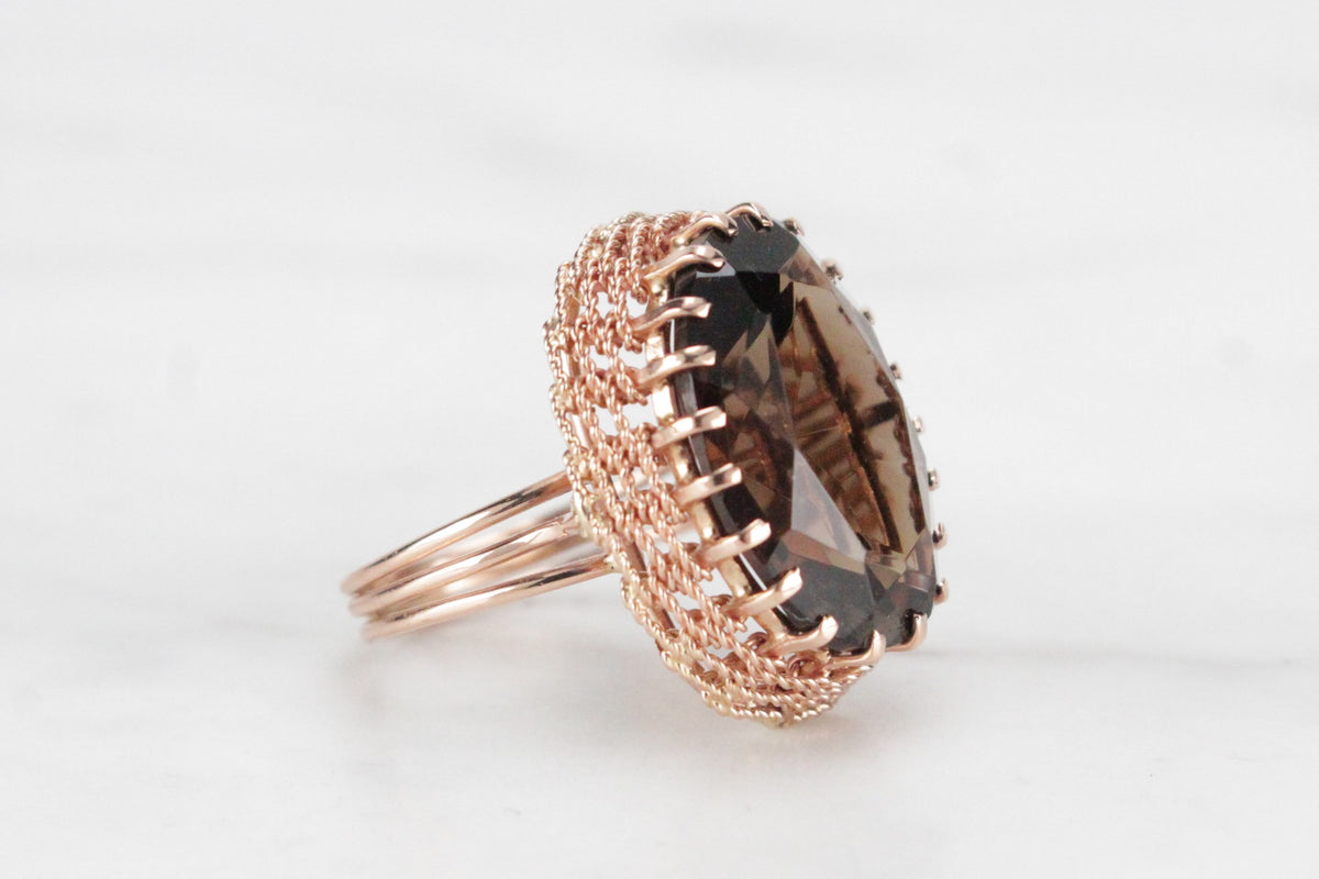 VINTAGE MID CENTURY C1960 11.2ct SMOKY QUARTZ RING ON 14ct YELLOW GOLD