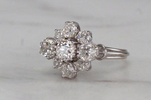 VINTAGE 3.08ct DIAMOND CLUSTER RING ON 18ct WHITE GOLD