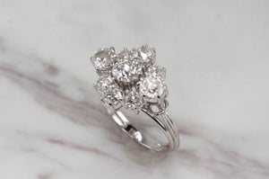 VINTAGE 3.08ct DIAMOND CLUSTER RING ON 18ct WHITE GOLD