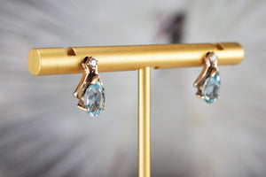 RETRO AQUAMARINE & DIAMOND EAR STUDS ON 9ct YELLOW GOLD