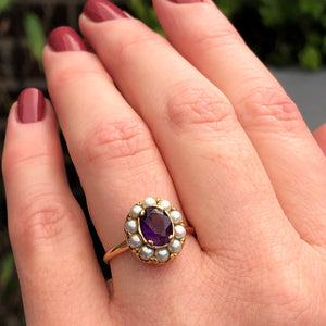 VINTAGE ESTATE AMETHYST & SEED PEARL CLUSTER RING ON 18ct YELLOW GOLD