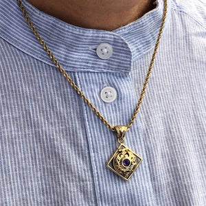 RETRO ESTATE AMETHYST LOCKET ON 9ct YELLOW GOLD