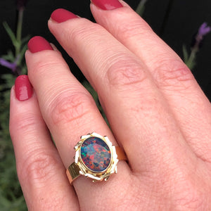 VINTAGE ESTATE c1960-70 OPAL DOUBLET ON 9ct YELLOW GOLD